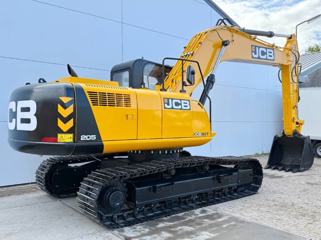 JCB 205 *2025 Model* - New / Unused / Hammer Lines