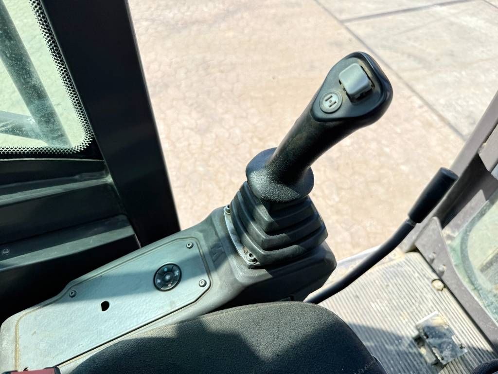 Mecalac 8MCR - 6 Attachments Included! Auto Greasing