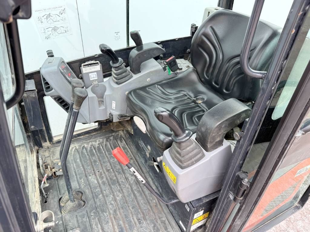 Kubota KX016-4 - Hammer Lines / Quick Coupler