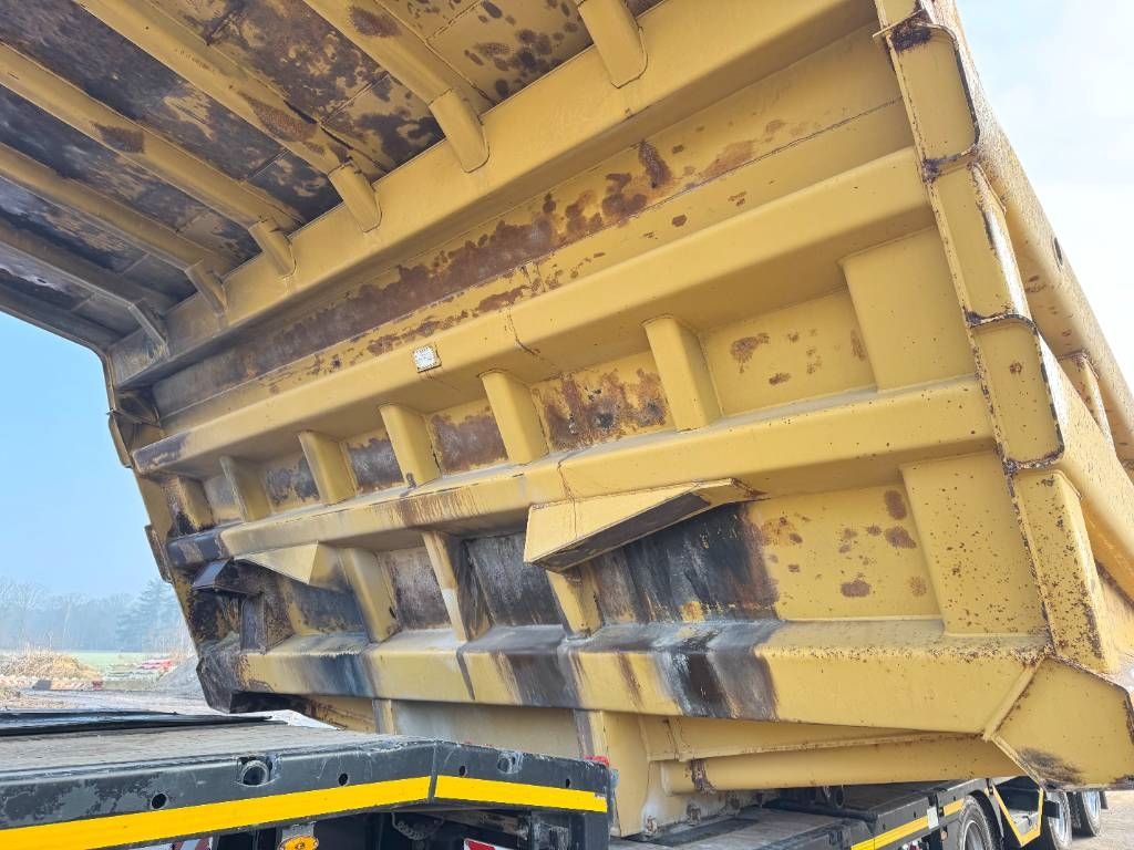 CAT 777G - Dumper Bucket / Body / Bed