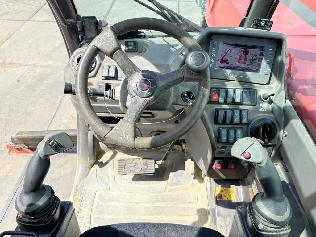 Manitou MRT2250+ - German Machine / Remote Control / 4x4x4