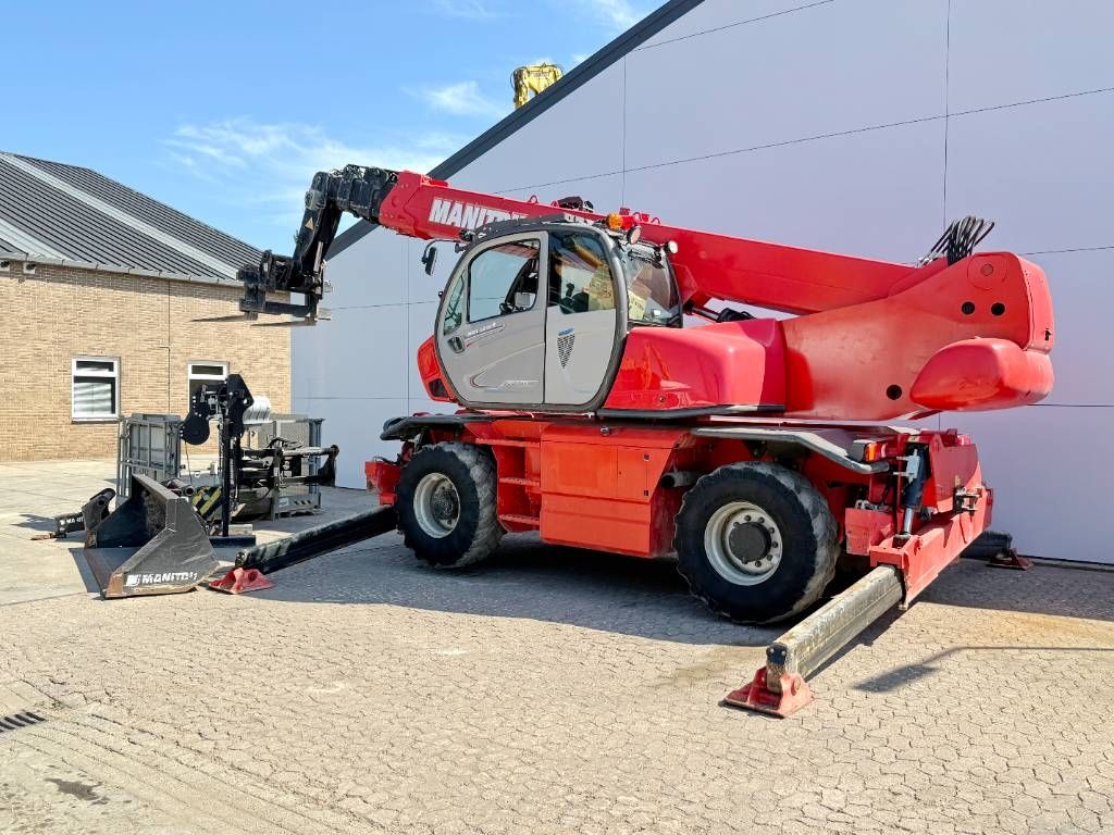 Manitou MRT2250+ - German Machine / Remote Control / 4x4x4