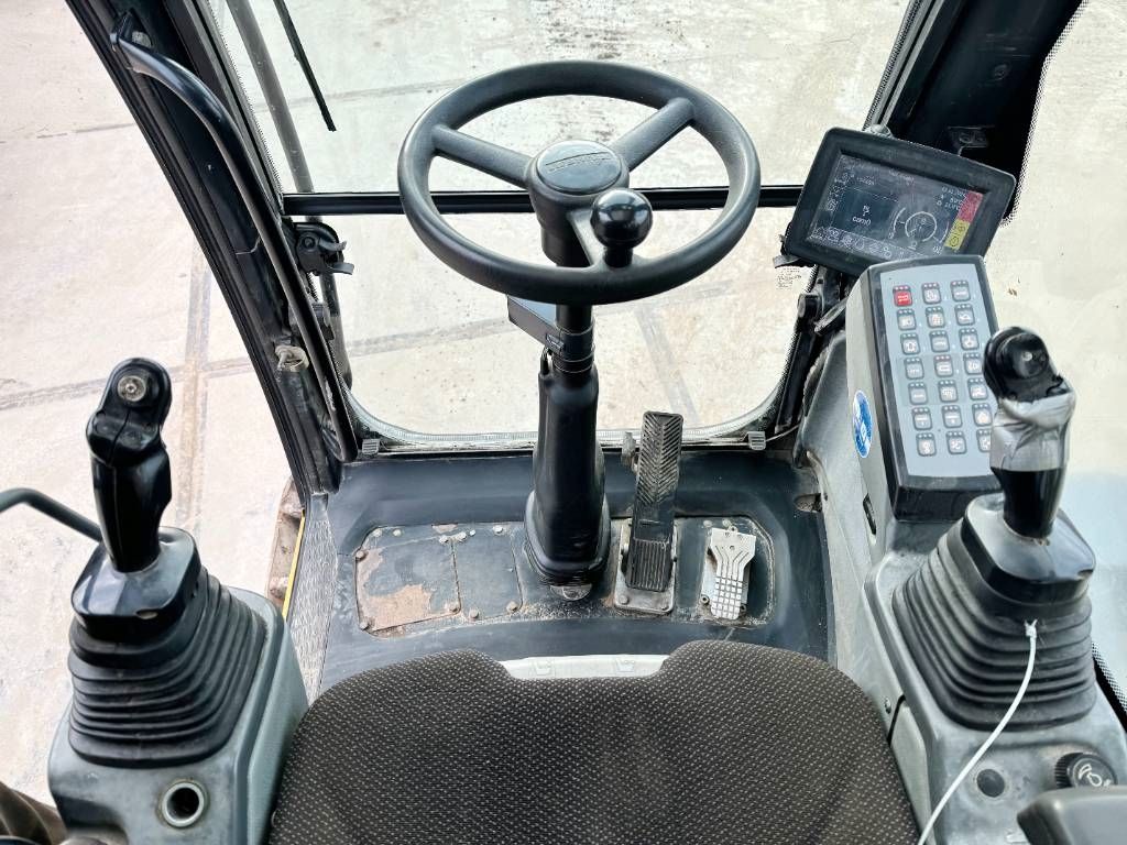 Liebherr LH22 M Litronic Excellent Working Condition / CE