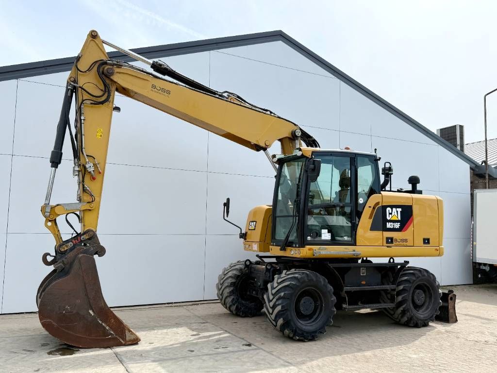 CAT M316F - Quick Coupler / Triple Boom / Auto Lube