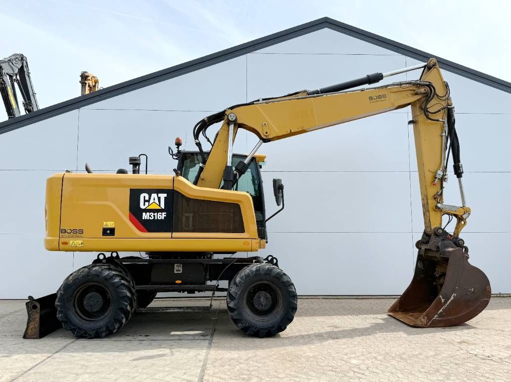 CAT M316F - Quick Coupler / Triple Boom / Auto Lube