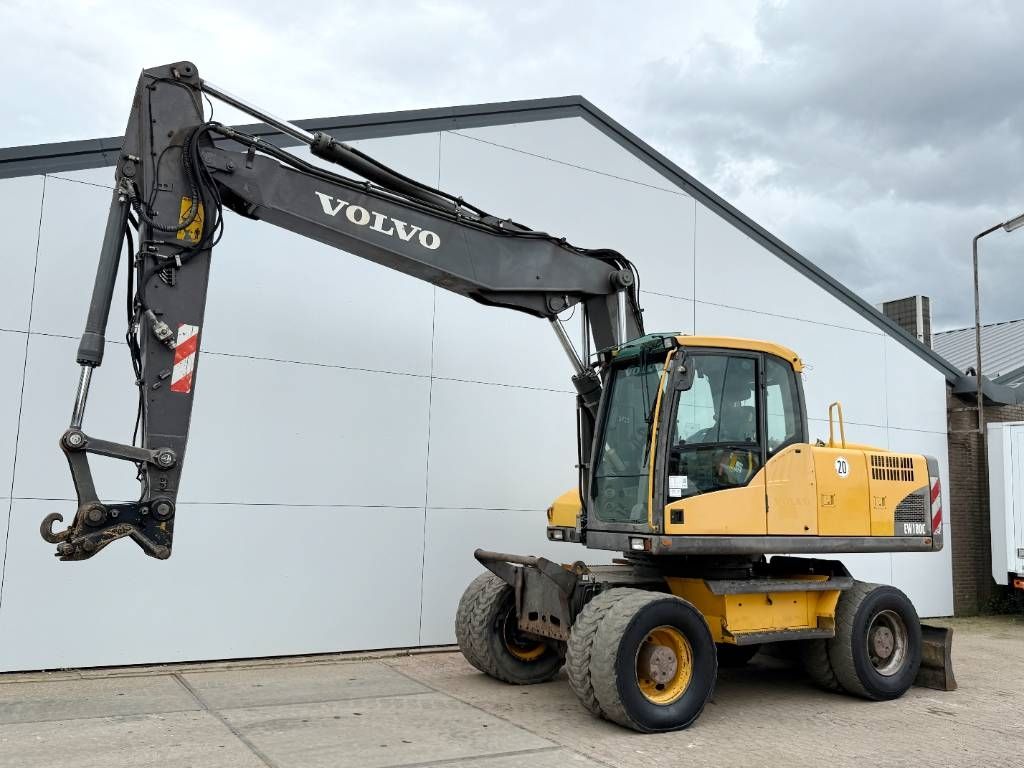 Volvo EW180C - Dutch Machine / Triple Boom