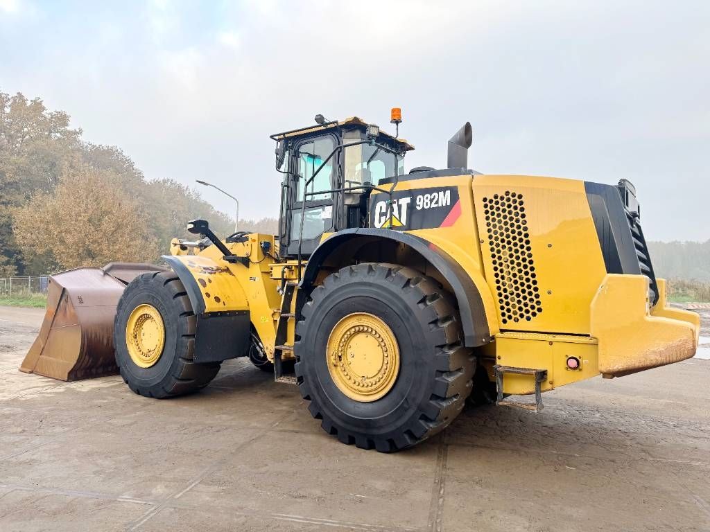 CAT 982M - Weighing System / Central Greasing