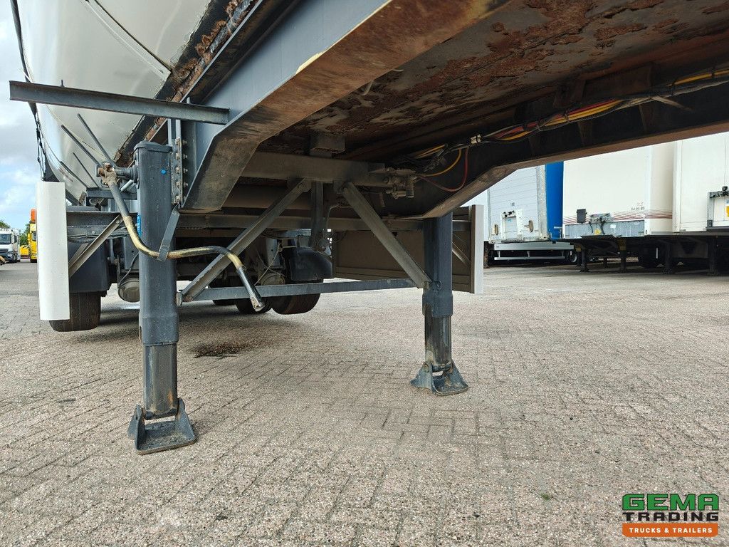 MOL K85F/27Tri/39ST 3-Axle BPW - Tipper 36m³ - Insulated - Lift Axle - Steel/Steel - Alcoa