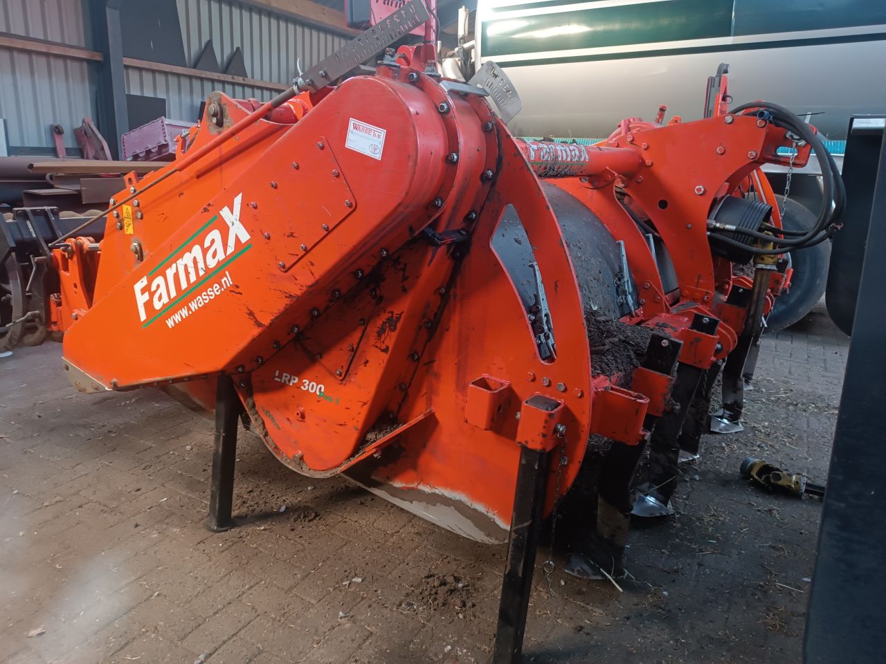 Farmax LRP300 profi spitmachine
