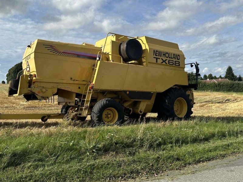 New Holland TX68 + 24” skærebord