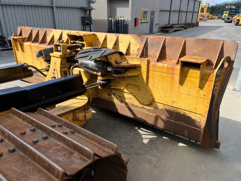 CAT D6N LGP