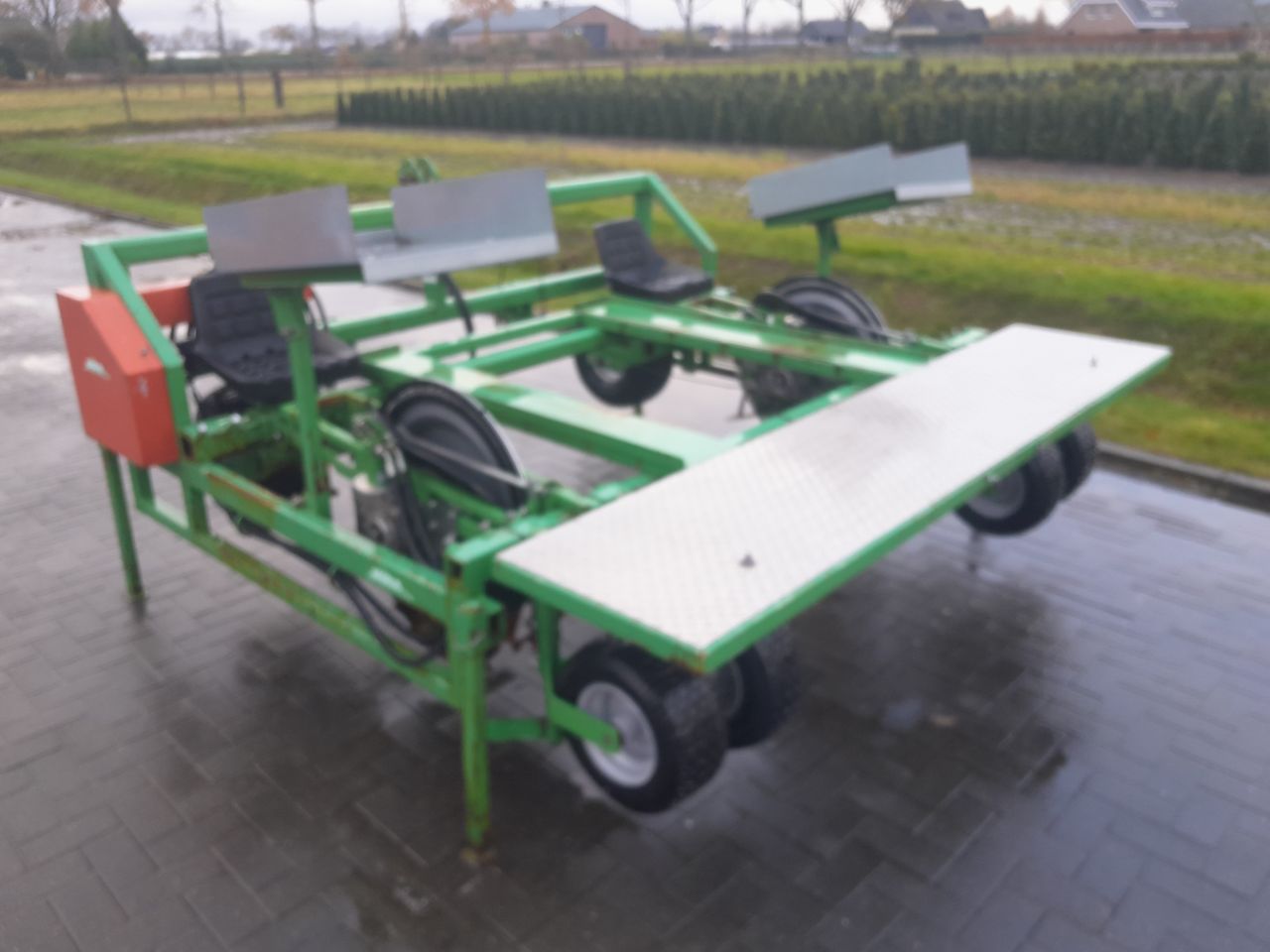 Boomteelt Machines