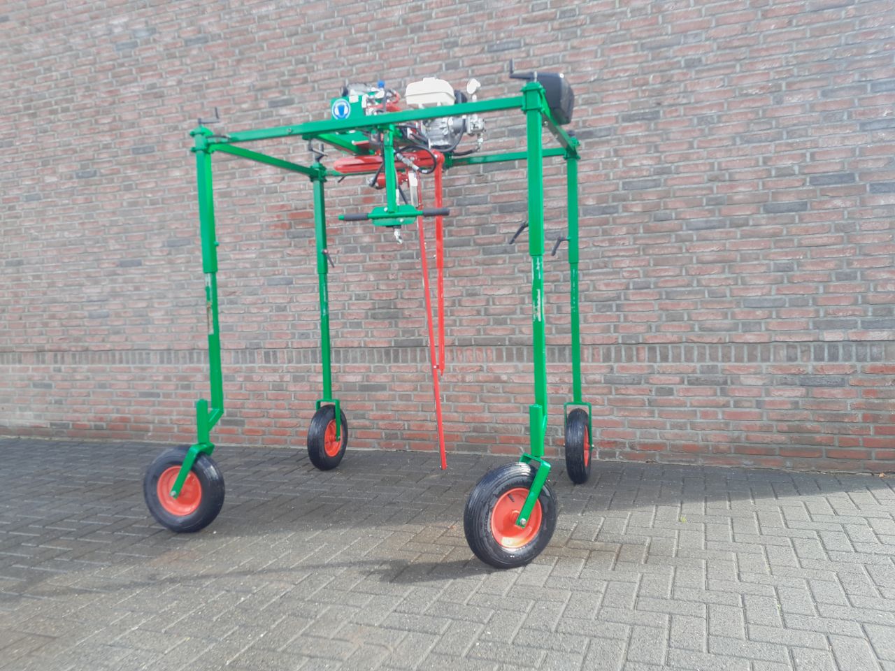 Boomteelt Machines