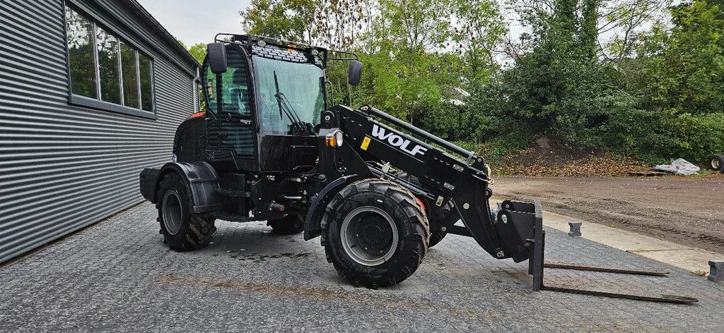 Wolf WL 825 telescopic loader