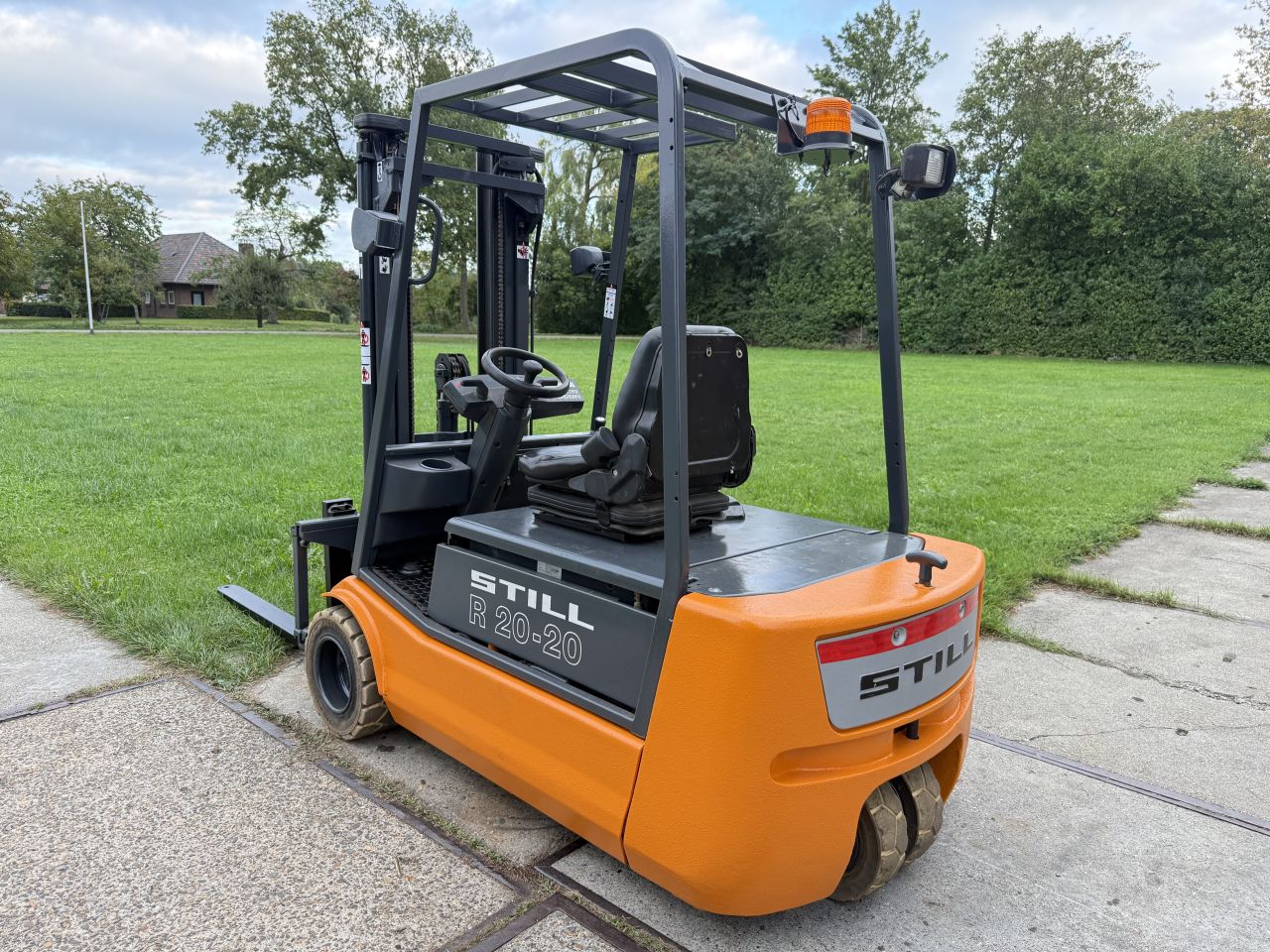 Still 2 tonner elektrisch 3-delig Sideshift keuring non marking