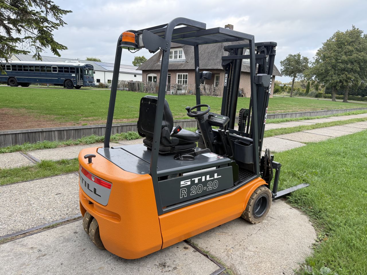 Still 2 tonner elektrisch 3-delig Sideshift keuring non marking