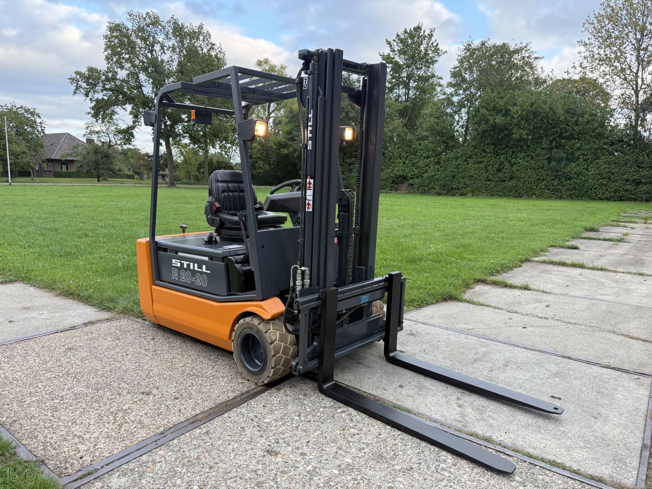 Still 2 tonner elektrisch 3-delig Sideshift keuring non marking