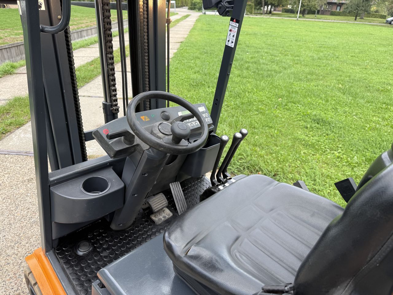Still 2 tonner elektrisch 3-delig Sideshift keuring non marking