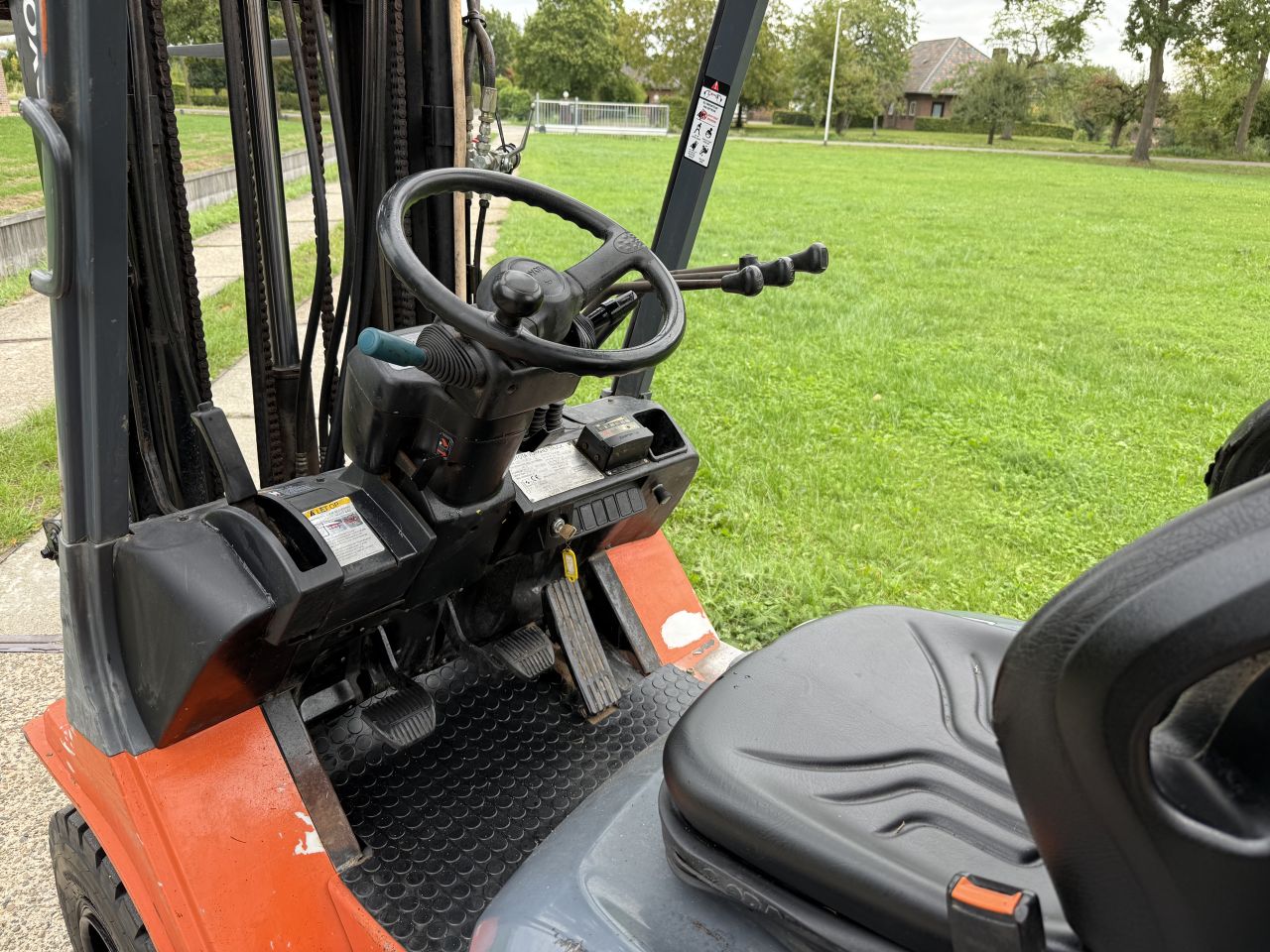 Toyota 1800KG diesel triplo Sideshift nieuwe luchtbanden
