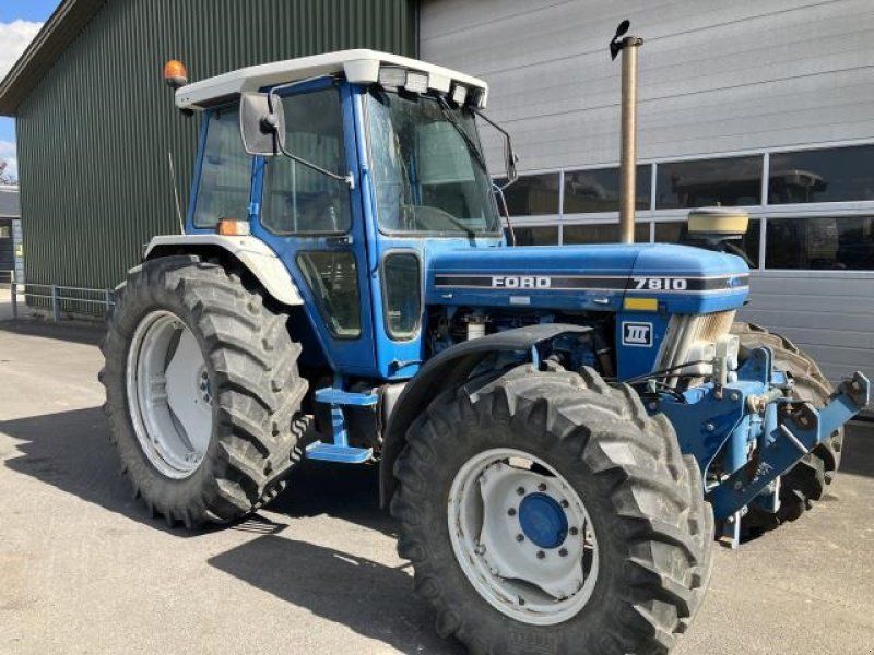 Ford 7810