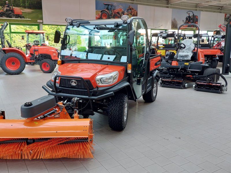 Kubota RTVX-1110