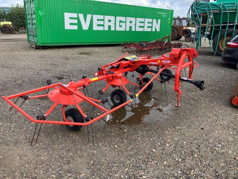 Kuhn GF502  4 rotors vender