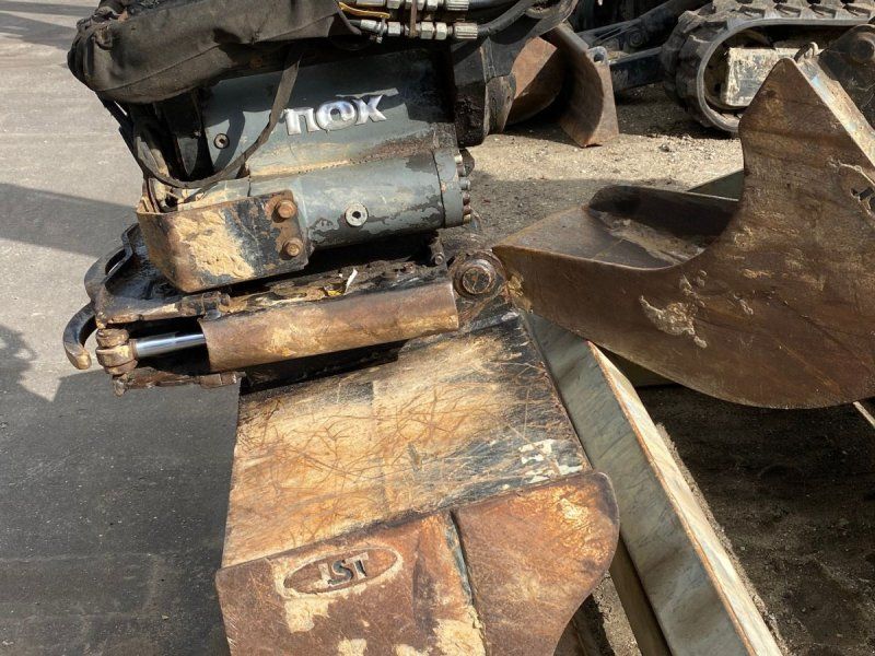 Komatsu PC55MR