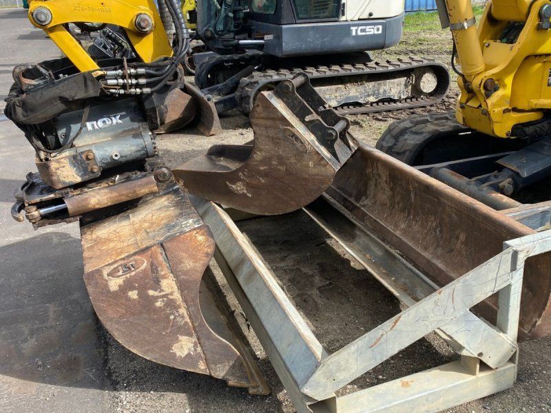 Komatsu PC55MR