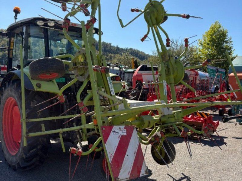 Claas Volto 64