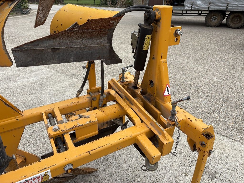 Panter 2S WDK1VB wentelploeg diepploeg
