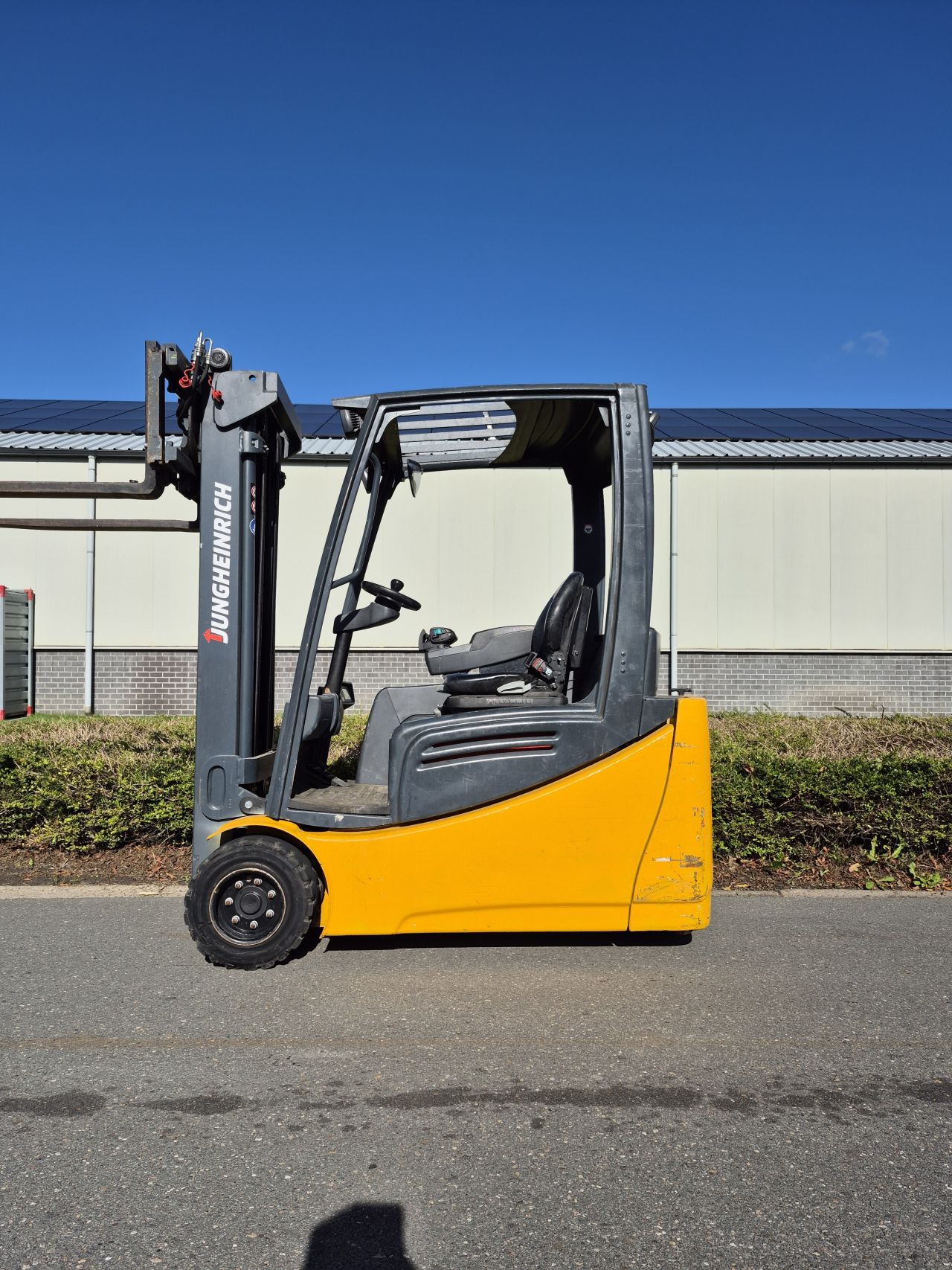 Jungheinrich EFG 218 triplex sideshift 4e functie bj 2014