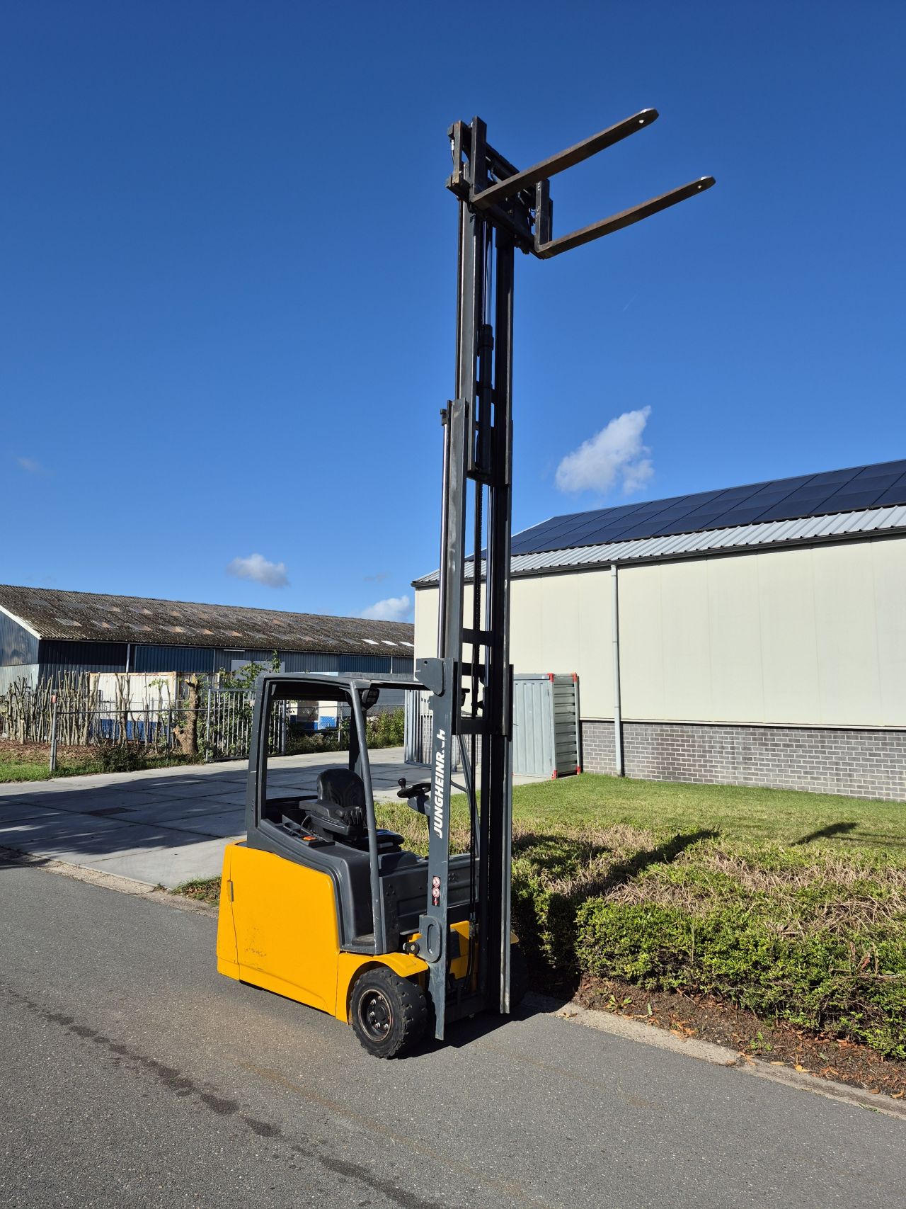 Jungheinrich EFG 218 triplex sideshift 4e functie bj 2014