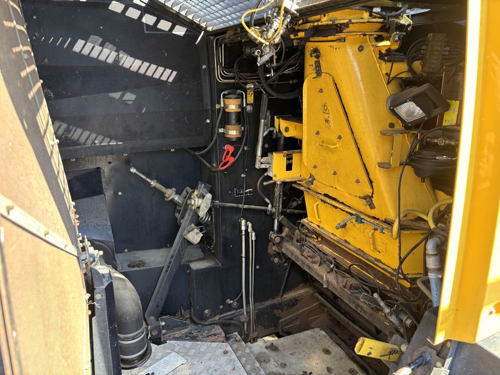 New Holland FR9050