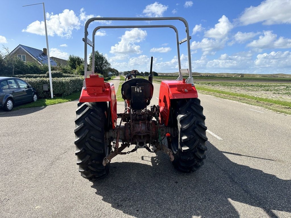 Massey-Ferguson 165