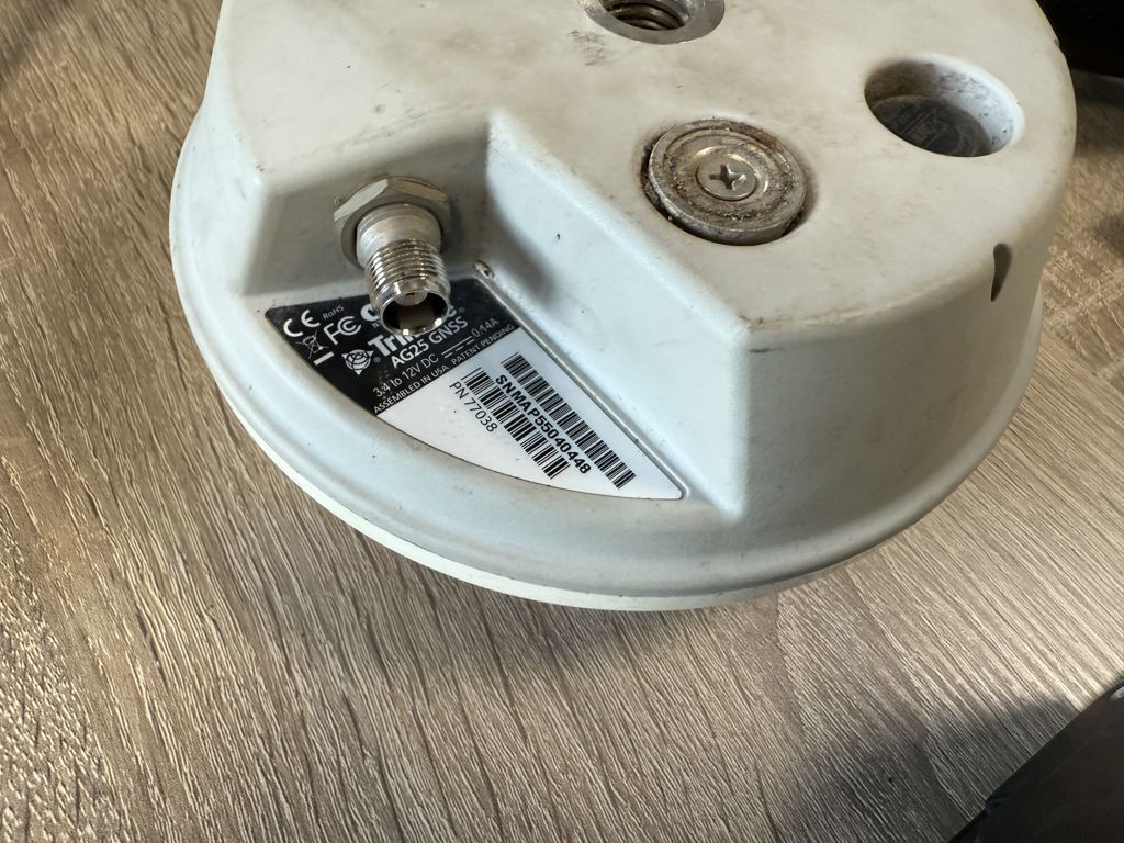 Trimble GFX-750 / New Holland FM-750 GPS