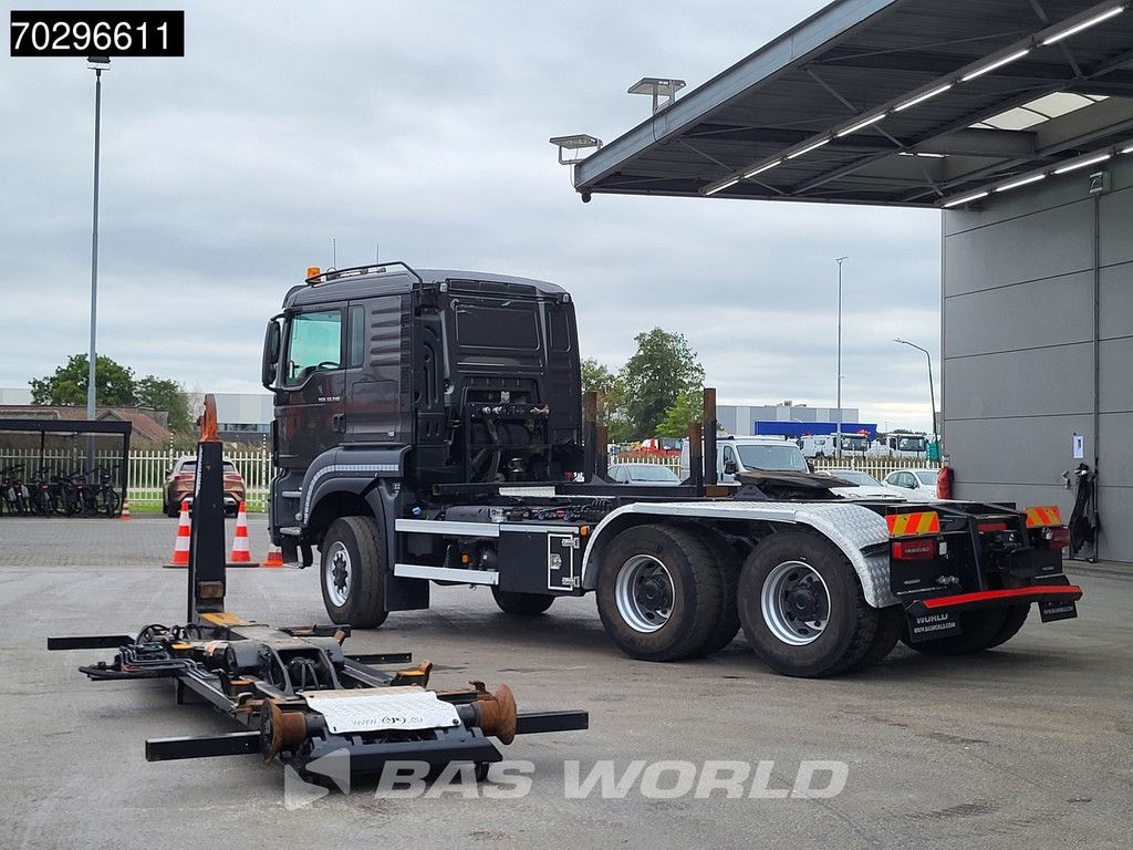 MAN TGS TGS 33.510 6X6 Tractorhead + hooklift 20t AJK 5th wheel Wechselsystem Retarder Automatic