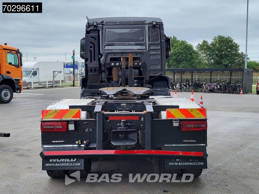 MAN TGS TGS 33.510 6X6 Tractorhead + hooklift 20t AJK 5th wheel Wechselsystem Retarder Automatic