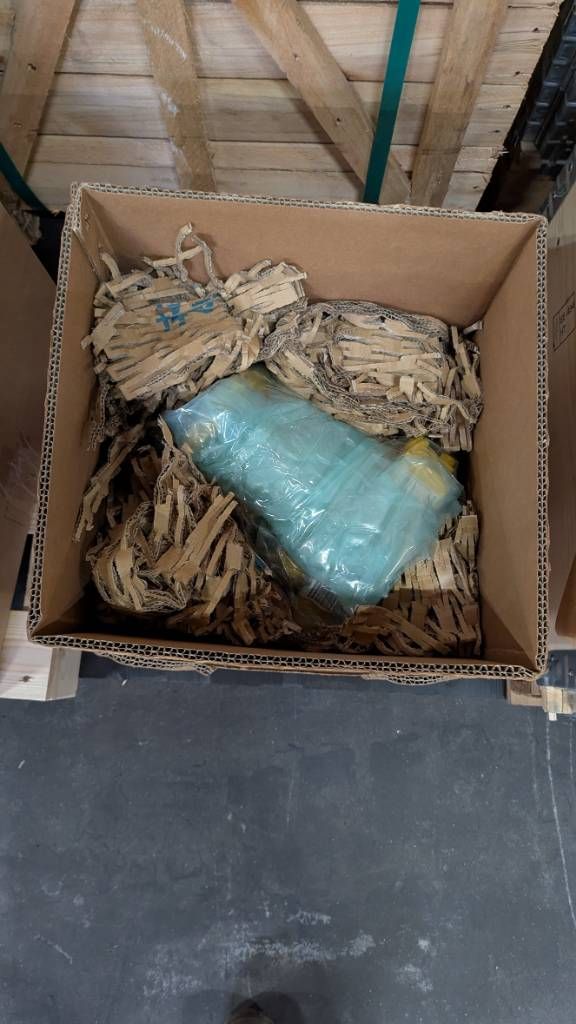 Komatsu D65PX-15 - HYDRAULIC MOTOR ASSY - 708-7L-00040