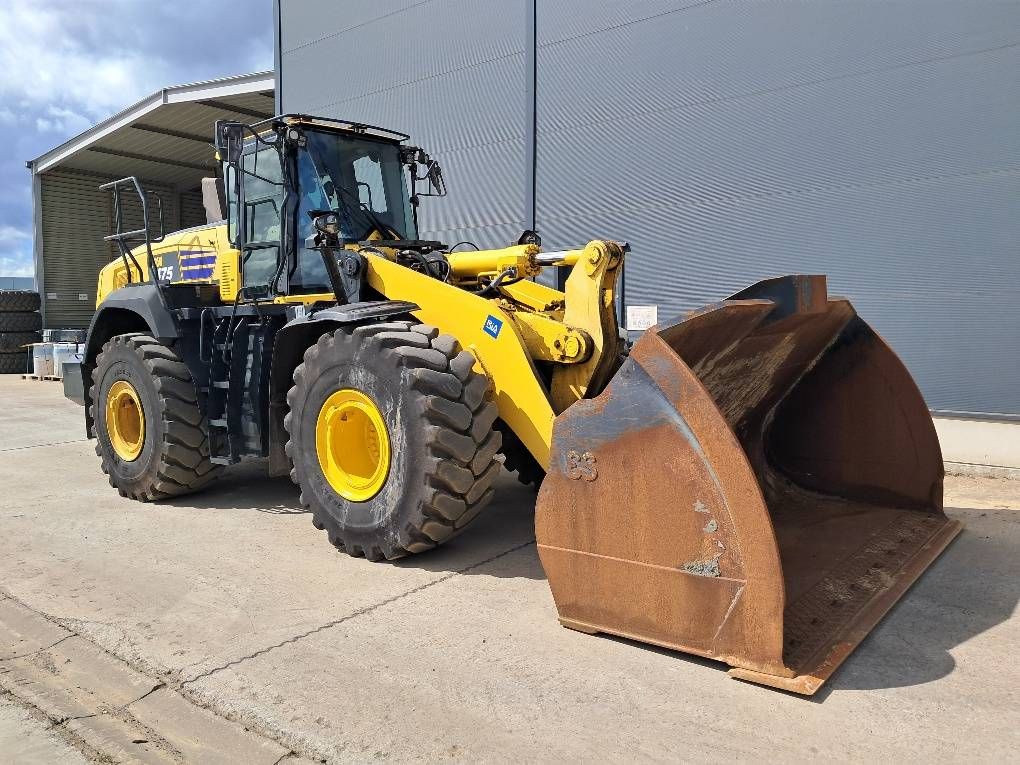 Komatsu WA475-10E0