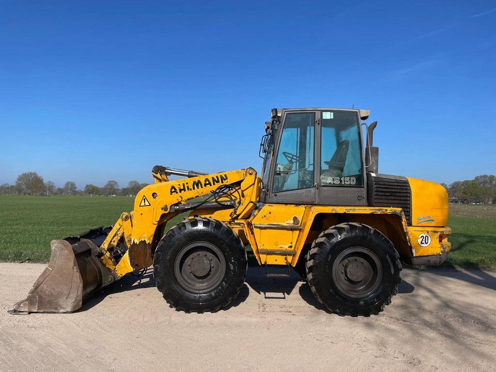 Wheel loader Ahlmann AS150 Diesel 2004