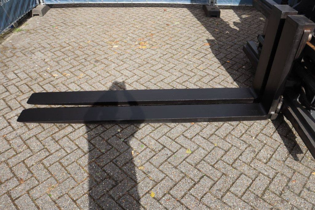 Forklift Kalmar DCE80-6 Diesel 8000kg 4.5m 2009