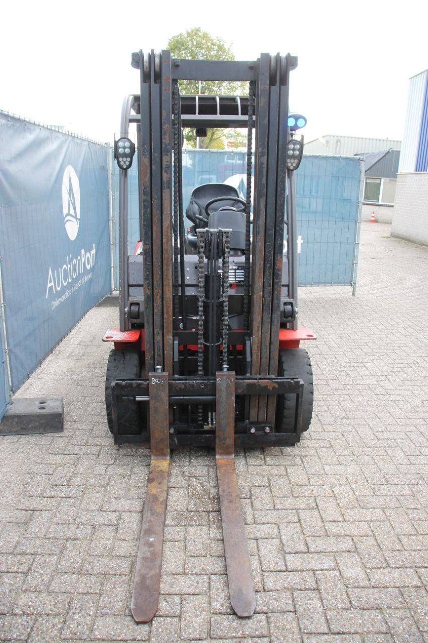 Manitou ME425C Electric Forklift 2500kg 4.8m 2022