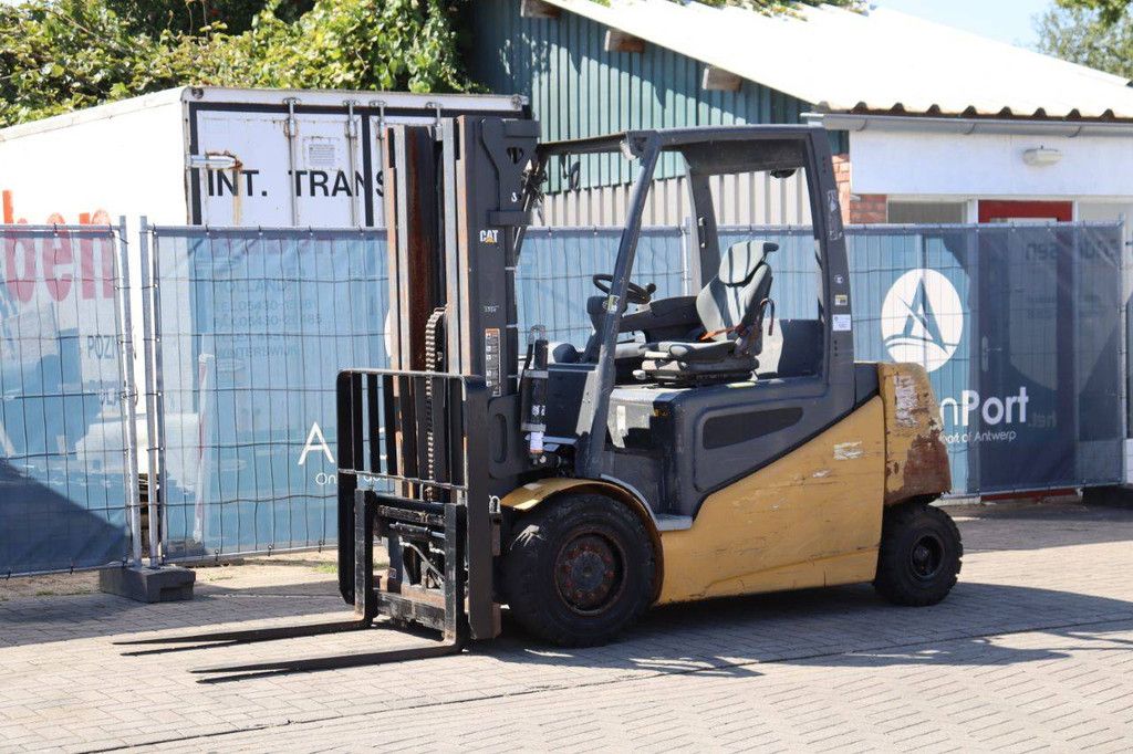Forklift Caterpillar 2EP8000 Electric 2650kg 4.85m