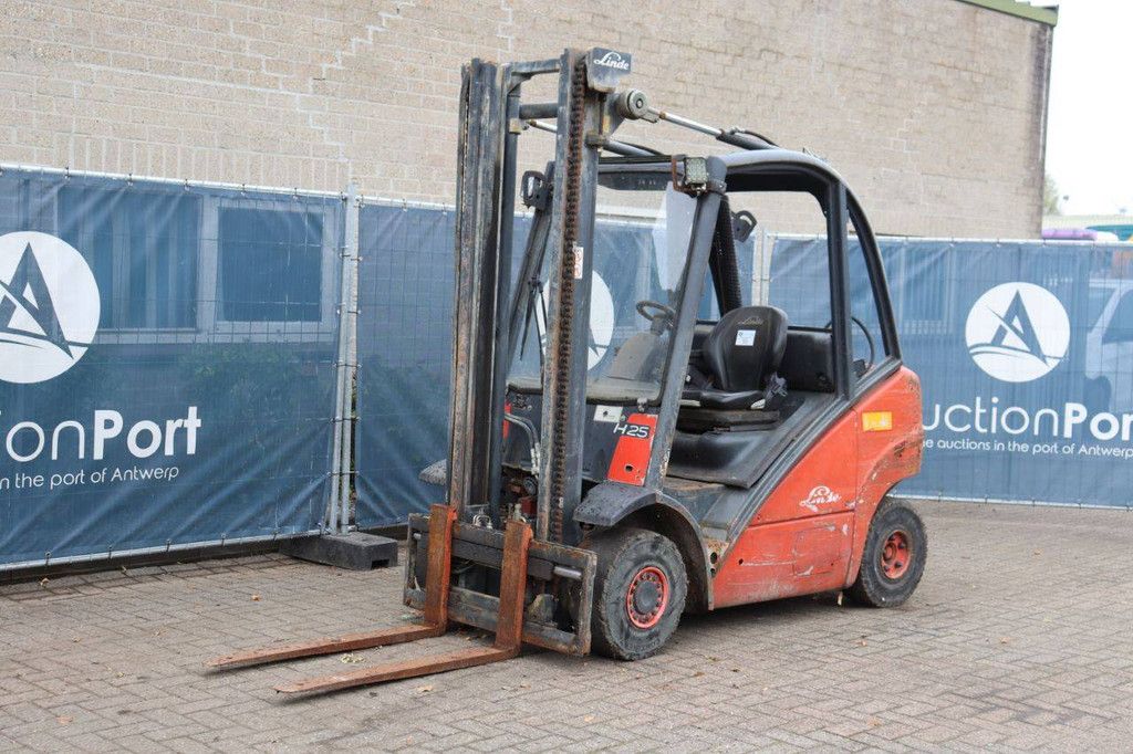 Gabelstapler Linde H25T Treibgas 2500kg 2004