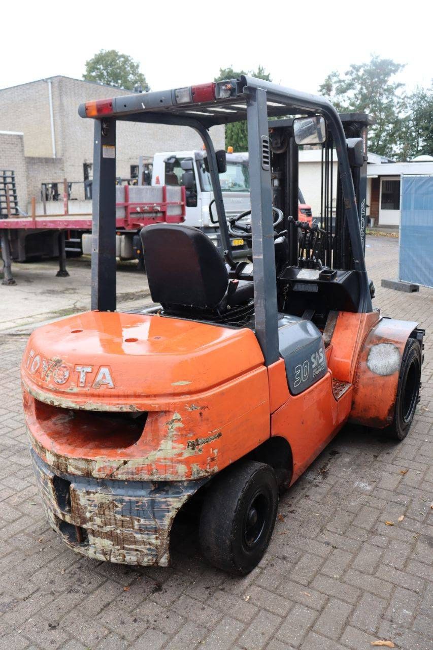 Forklift Toyota 02-7FDF30 Diesel 3000kg 4.5m 2005