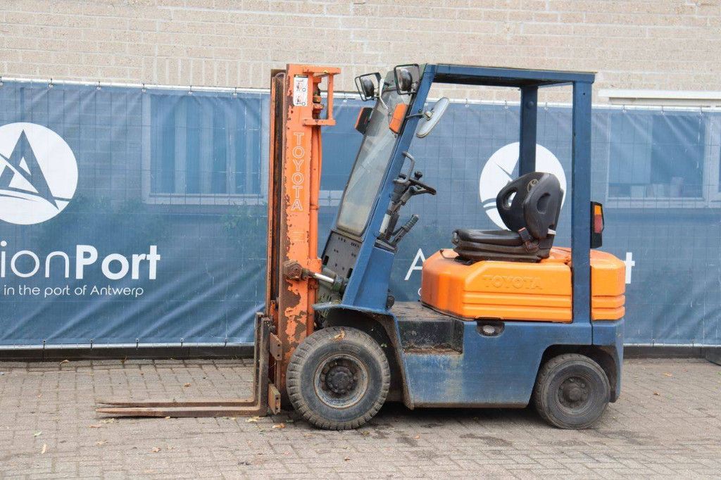 Forklift Toyota 02-5FD15 Diesel 1500kg 1992