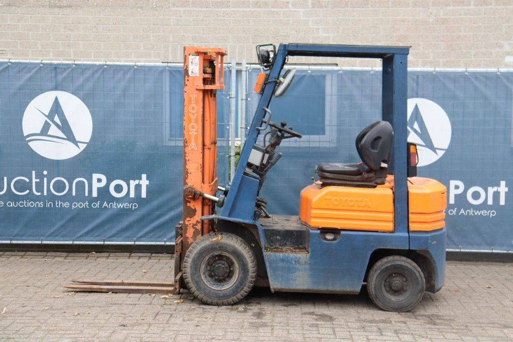Forklift Toyota 02-5FD15 Diesel 1500kg 1992