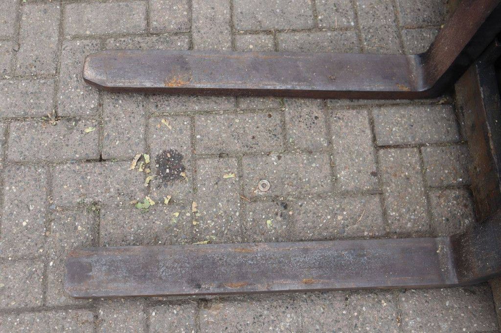 Gabelstapler Yang FD-25 Diesel 2500kg 4,08m 1994