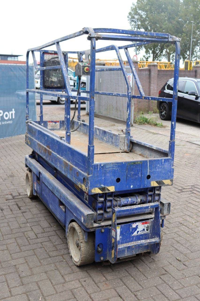 Scissor lift Haulotte Compact 8 Electric 8.2m