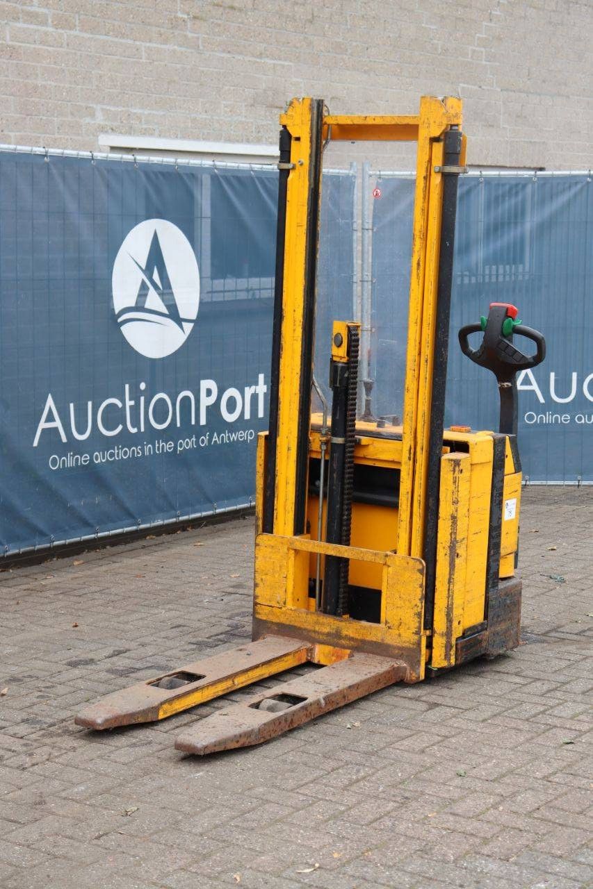 Stapler Jungheinrich E C12 Elektro 1200kg 3,2m